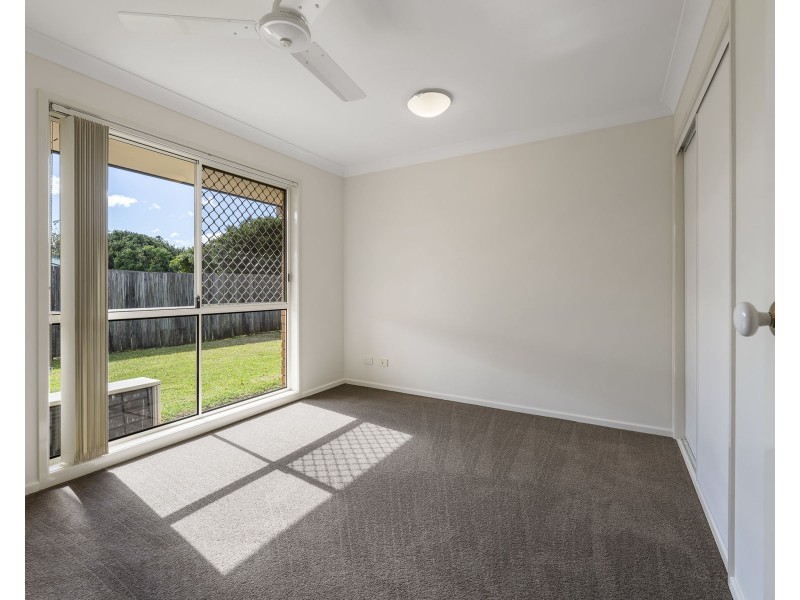 21 Ravenscourt Street, Centenary Heights QLD 4350