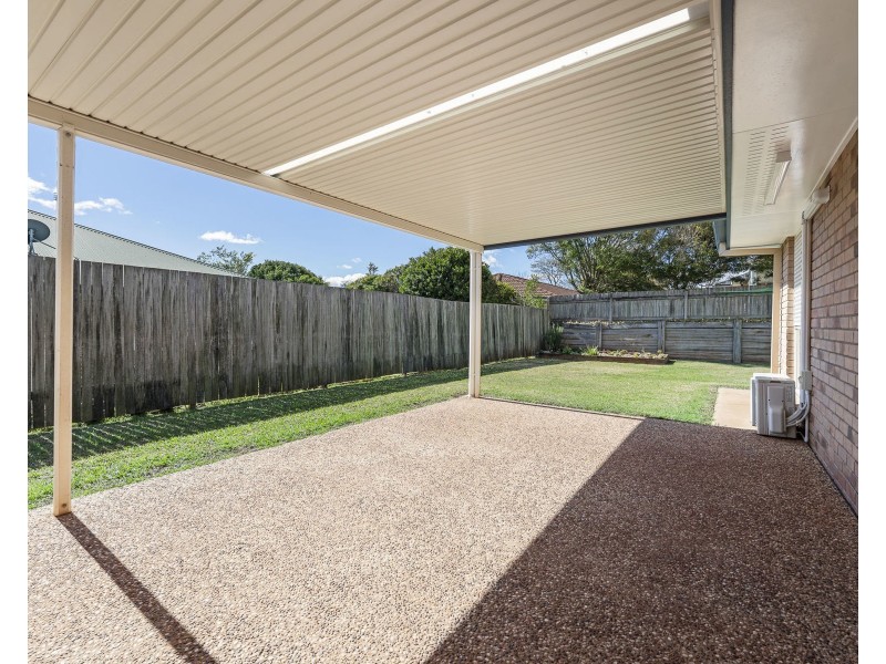21 Ravenscourt Street, Centenary Heights QLD 4350