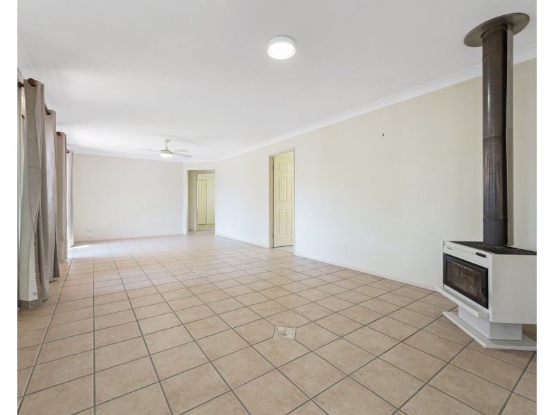 236 Stenner Street, Middle Ridge QLD 4350