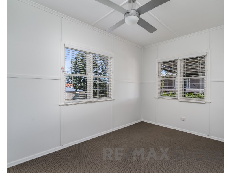 12 Murray Street, North Toowoomba QLD 4350
