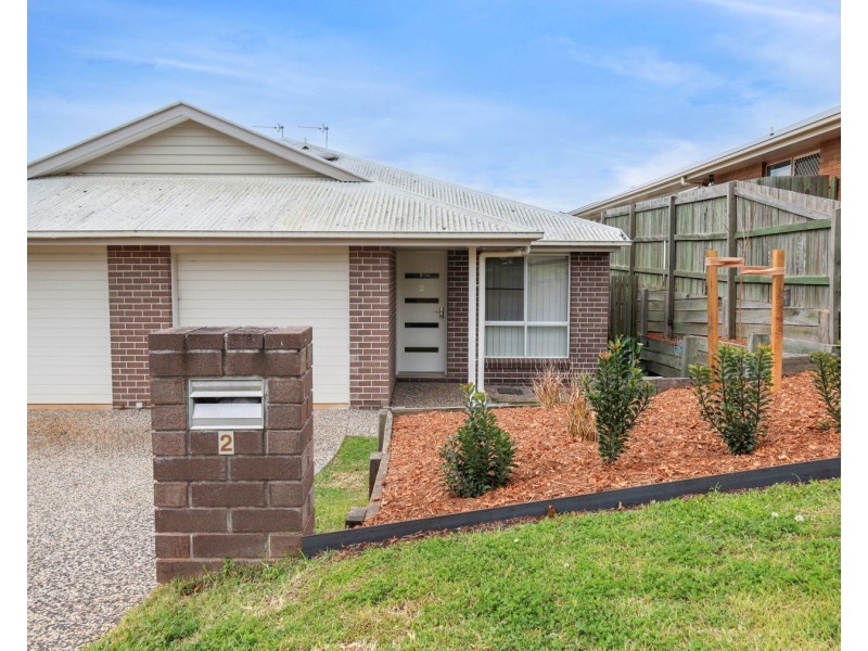 6 Reserve Road, Cranley QLD 4350