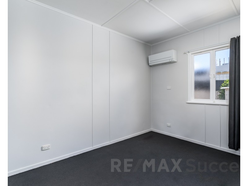 23 Joyce Street, South Toowoomba QLD 4350