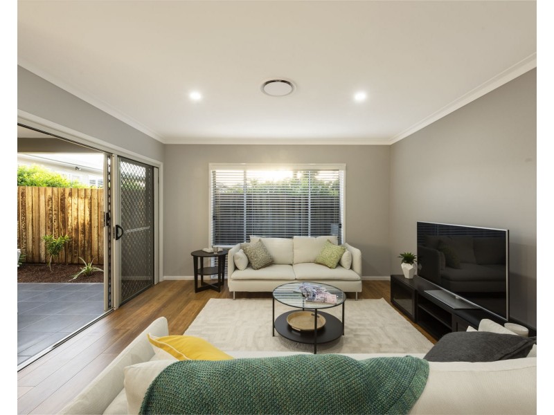 3/293a West Street, Harristown QLD 4350