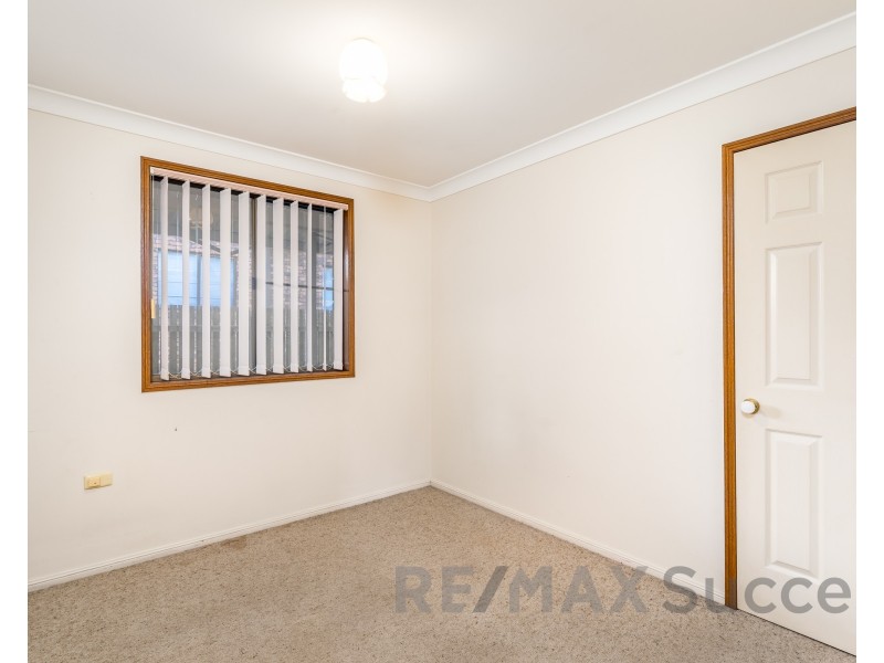 10 Prosser Street, Rockville QLD 4350