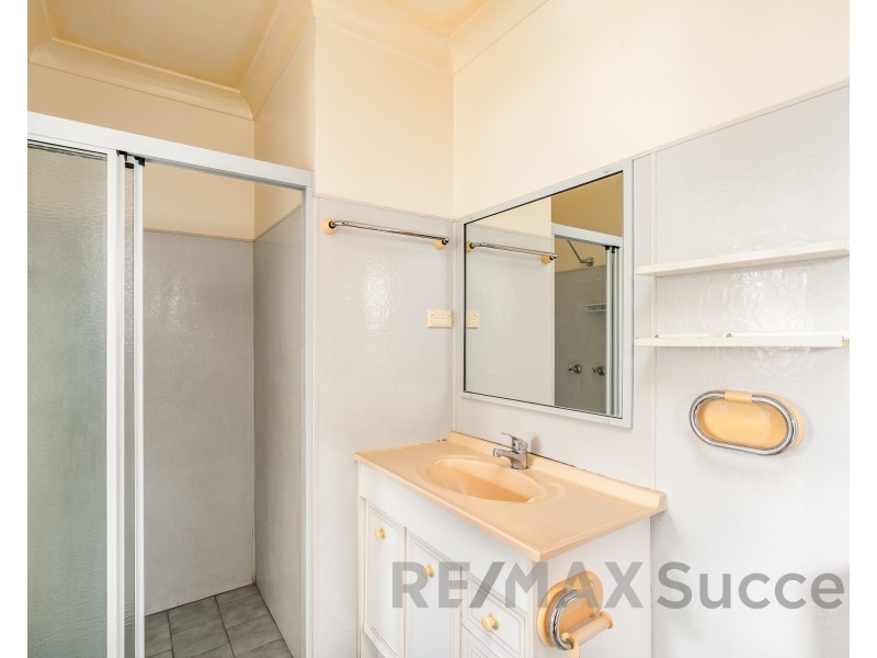 10 Prosser Street, Rockville QLD 4350