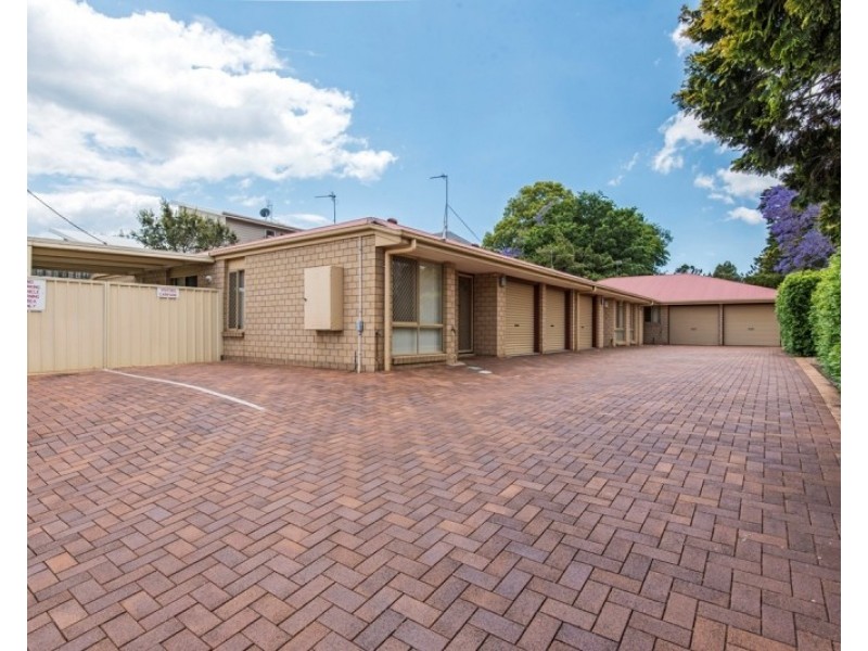 2/10 Cohoe Street, East Toowoomba QLD 4350