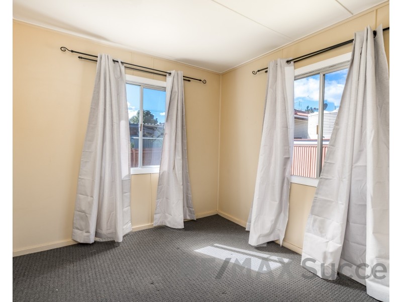 208 Mackenzie Street, Rangeville QLD 4350