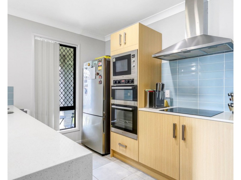 4 Violet Street, Harristown QLD 4350