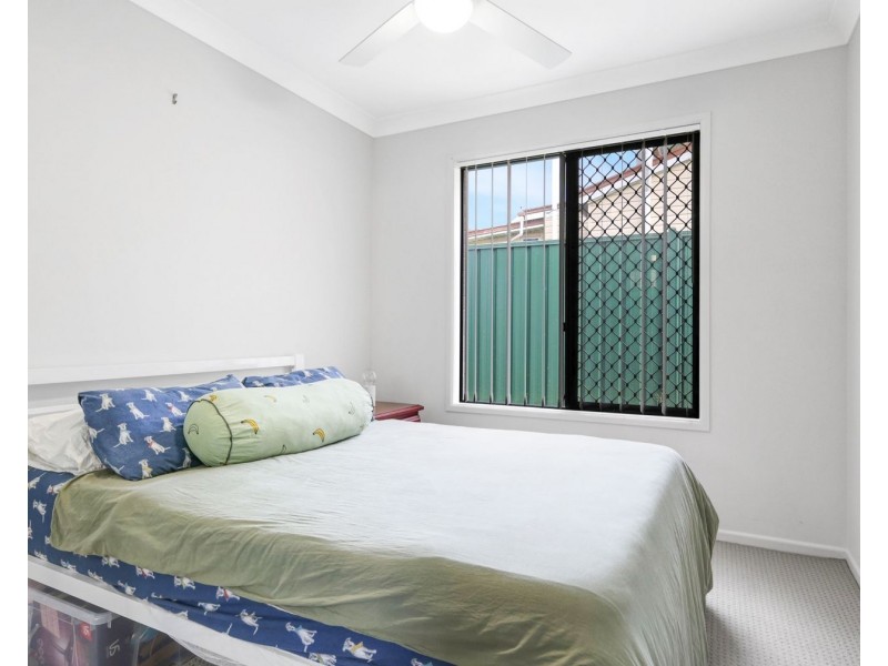 4 Violet Street, Harristown QLD 4350
