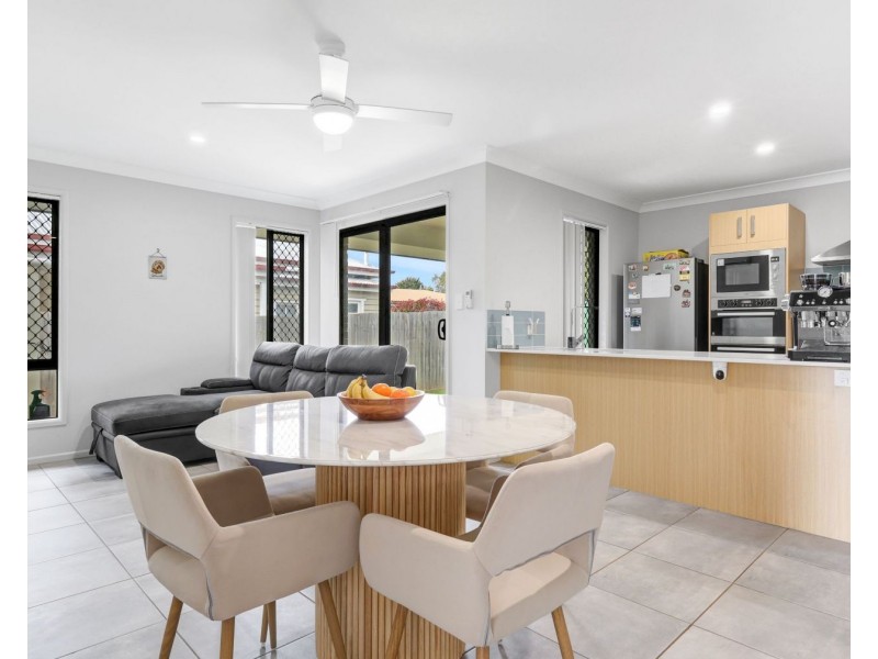 4 Violet Street, Harristown QLD 4350