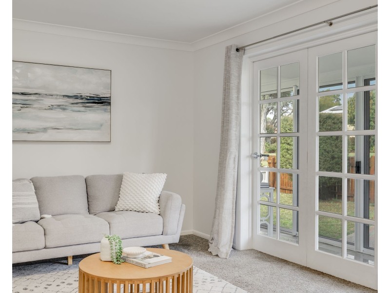 27 Teesdale Avenue, Newtown QLD 4350