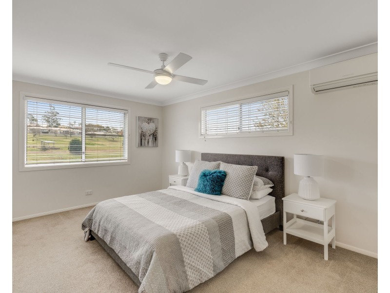 27 Teesdale Avenue, Newtown QLD 4350