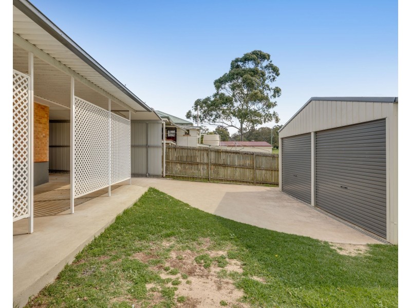 27 Teesdale Avenue, Newtown QLD 4350