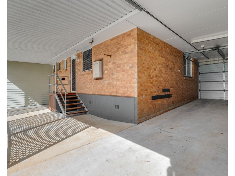 27 Teesdale Avenue, Newtown QLD 4350