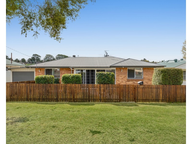 27 Teesdale Avenue, Newtown QLD 4350