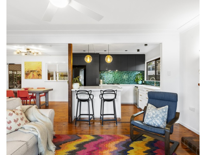 27 McCafferty Street, Wilsonton QLD 4350