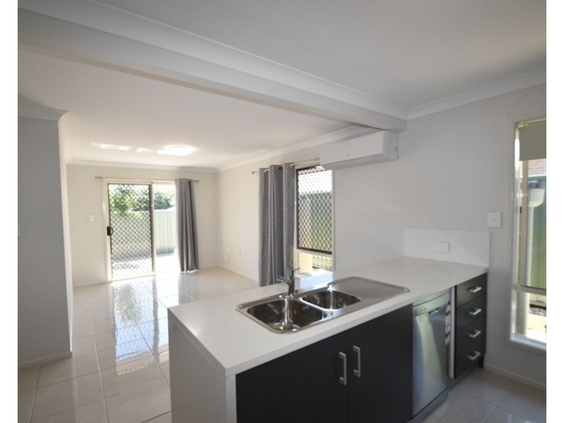 8-10 Link Street, North Toowoomba QLD 4350