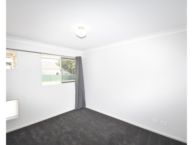 8-10 Link Street, North Toowoomba QLD 4350