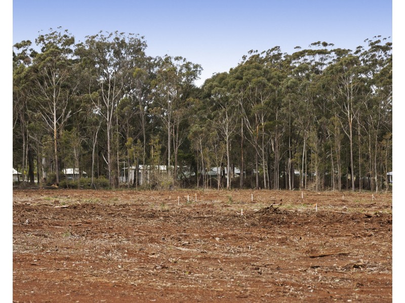 Lot 105 Mahs Court, Highfields QLD 4352