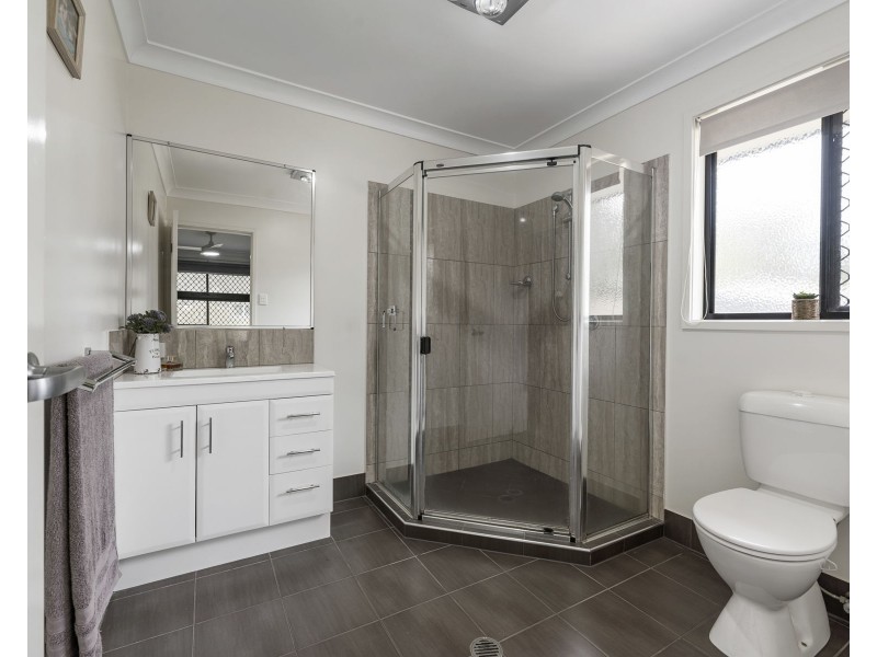 1 Jack Court, Murphys Creek QLD 4352