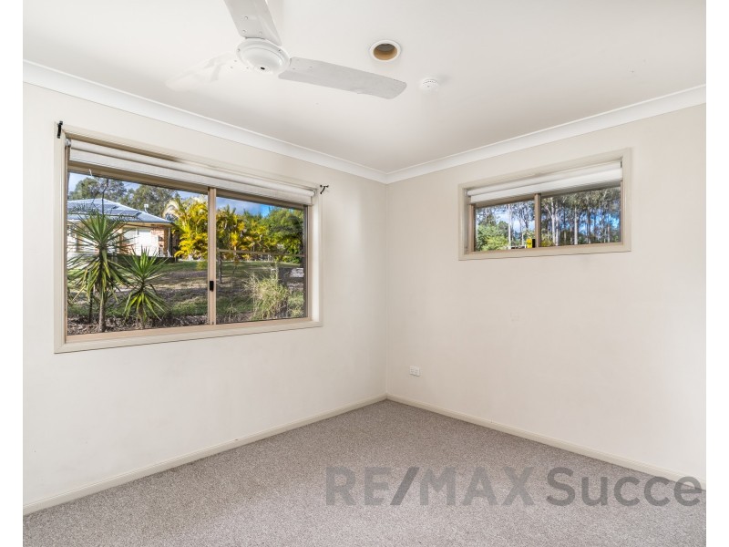 35 Diana Crescent, Postmans Ridge QLD 4352