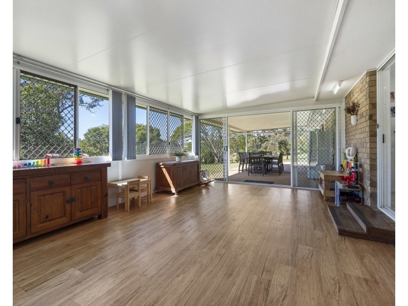 6 Plover Court, Laidley Heights QLD 4341