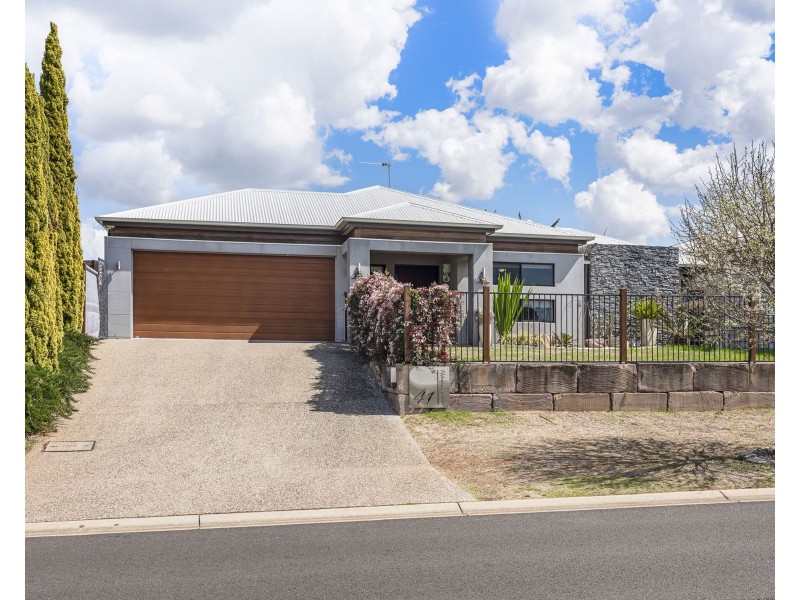 41 Velodrome Drive, Kearneys Spring QLD 4350