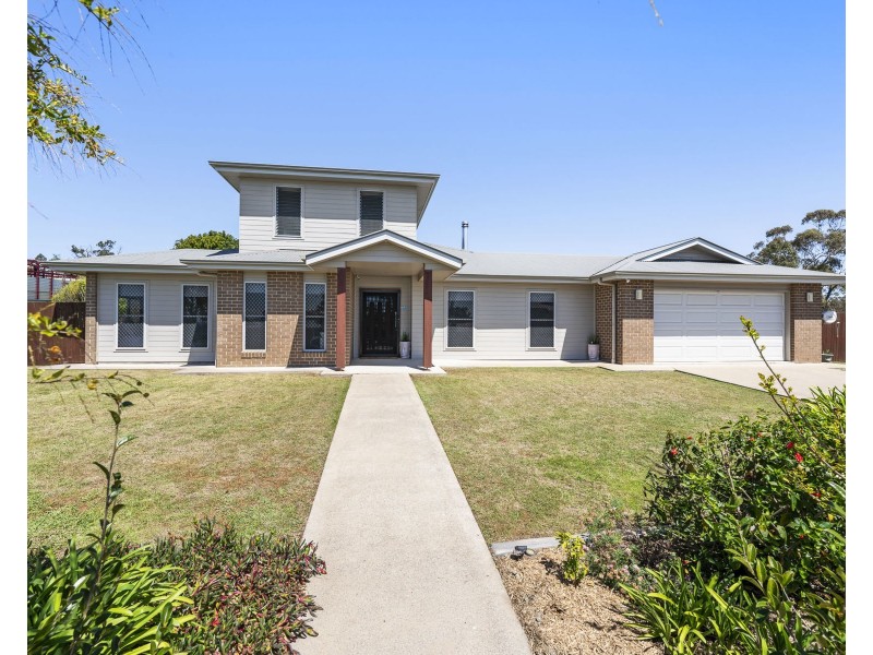 60 Highland Park Road, Meringandan West QLD 4352