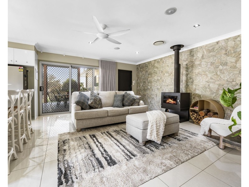 60 Highland Park Road, Meringandan West QLD 4352