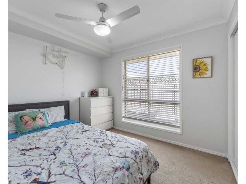 2 Rushlands Street, Glenvale QLD 4350