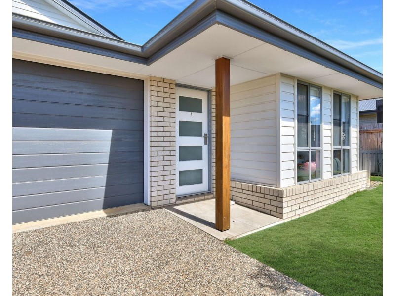 1 & 2/15 Shelby Street, Glenvale QLD 4350