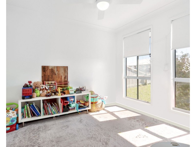 1 & 2/15 Shelby Street, Glenvale QLD 4350