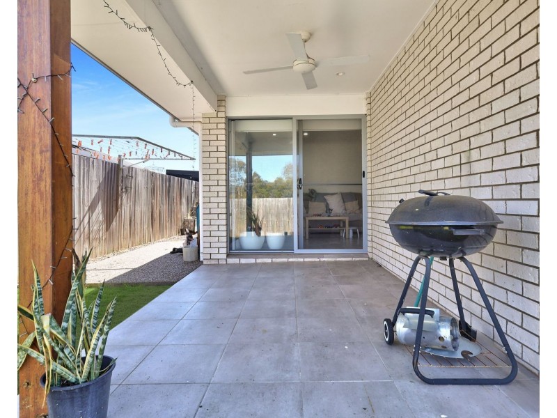1 & 2/15 Shelby Street, Glenvale QLD 4350