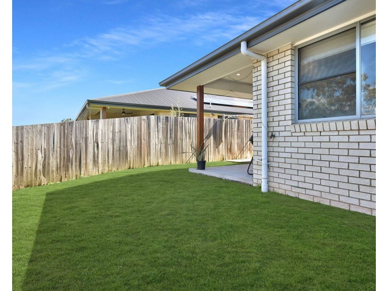 1 & 2/15 Shelby Street, Glenvale QLD 4350