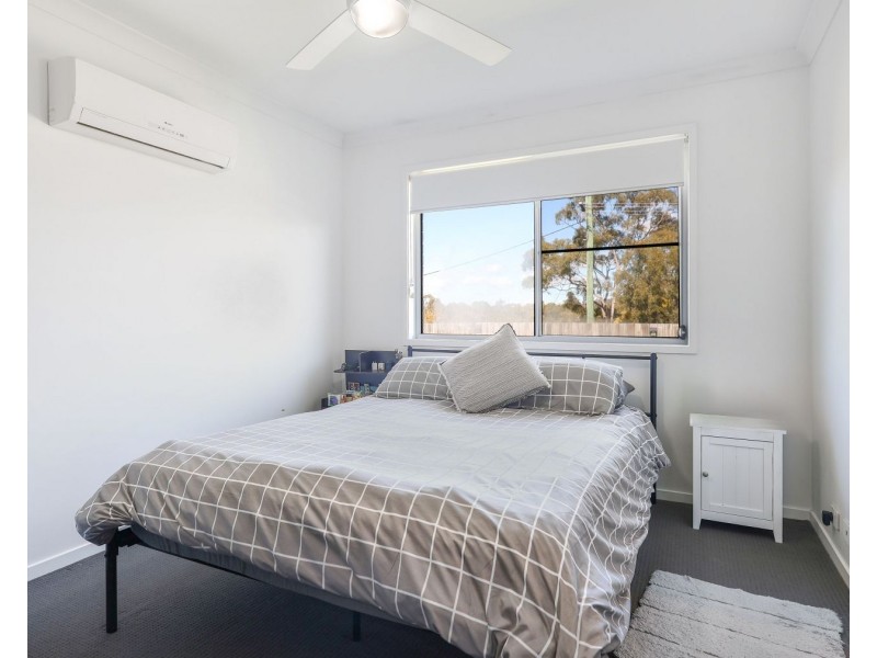 1 & 2/15 Shelby Street, Glenvale QLD 4350