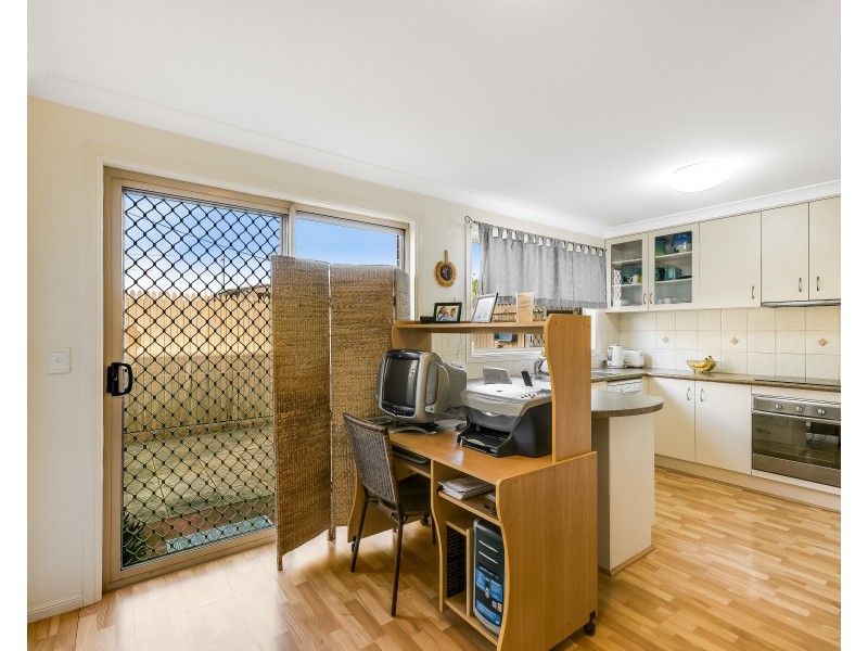 6/4 O’Quinn Street, Harristown QLD 4350