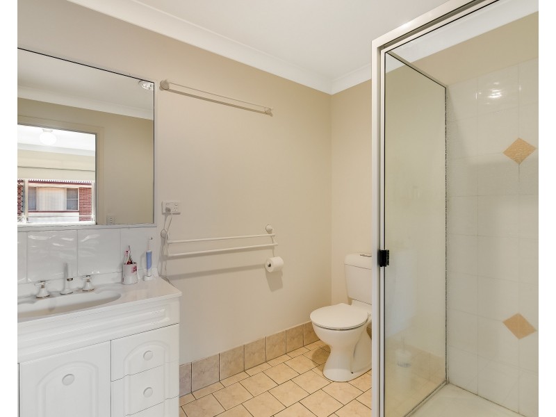6/4 O’Quinn Street, Harristown QLD 4350