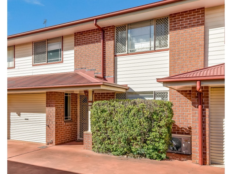 6/4 O’Quinn Street, Harristown QLD 4350