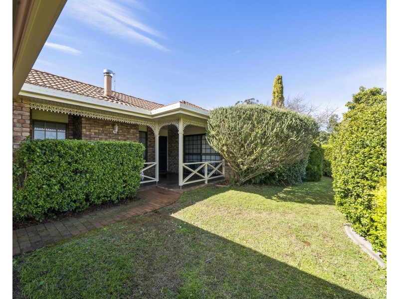 23 Bamboo Court, Darling Heights QLD 4350