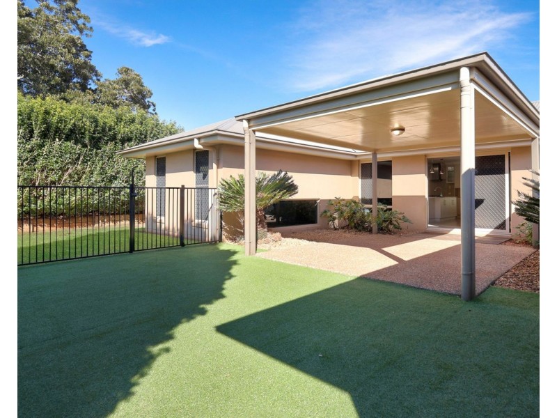 4 Prime Minister Drive, Middle Ridge QLD 4350