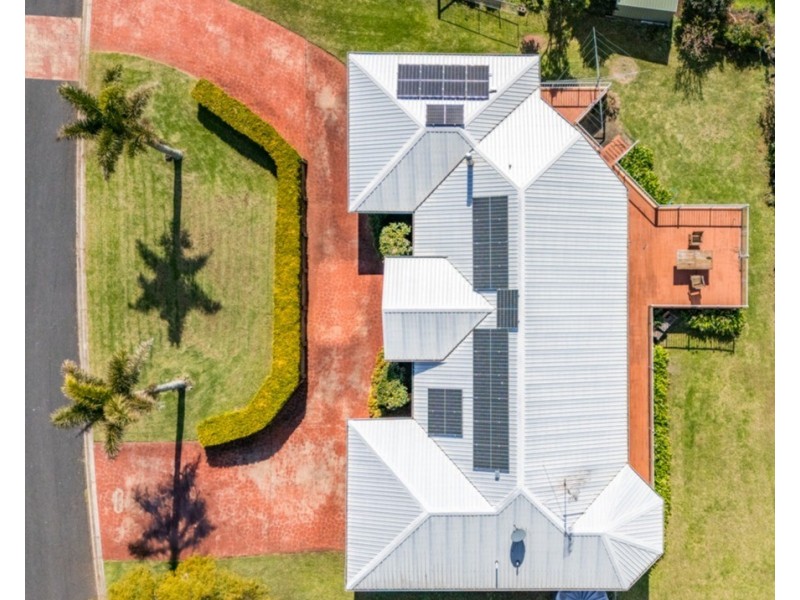 6 Hull Court, Highfields QLD 4352