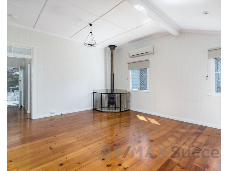 8 Suffolk Street, East Toowoomba QLD 4350