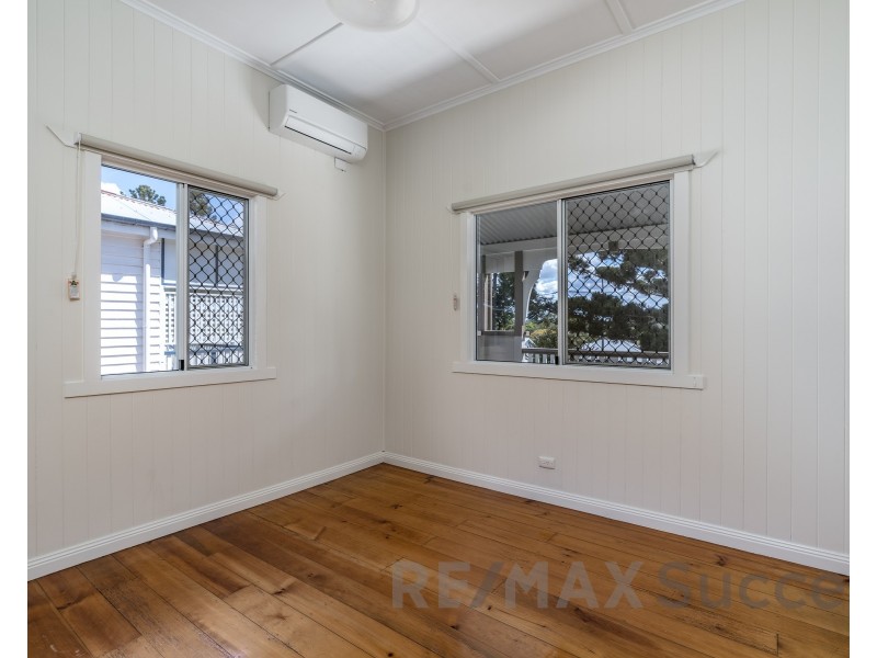 8 Suffolk Street, East Toowoomba QLD 4350