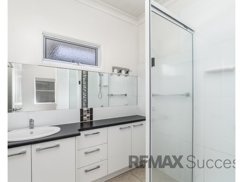 2/145 Bridge Street, North Toowoomba QLD 4350