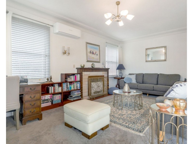 13 Drayton Road, Harristown QLD 4350
