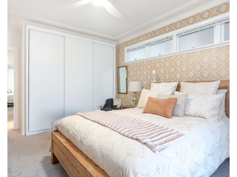 13 Drayton Road, Harristown QLD 4350