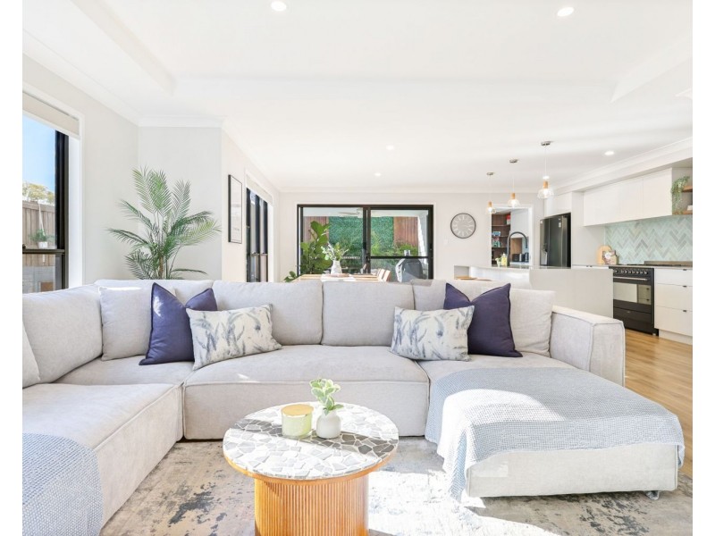 9 Ashgrove Terrace, Harlaxton QLD 4350