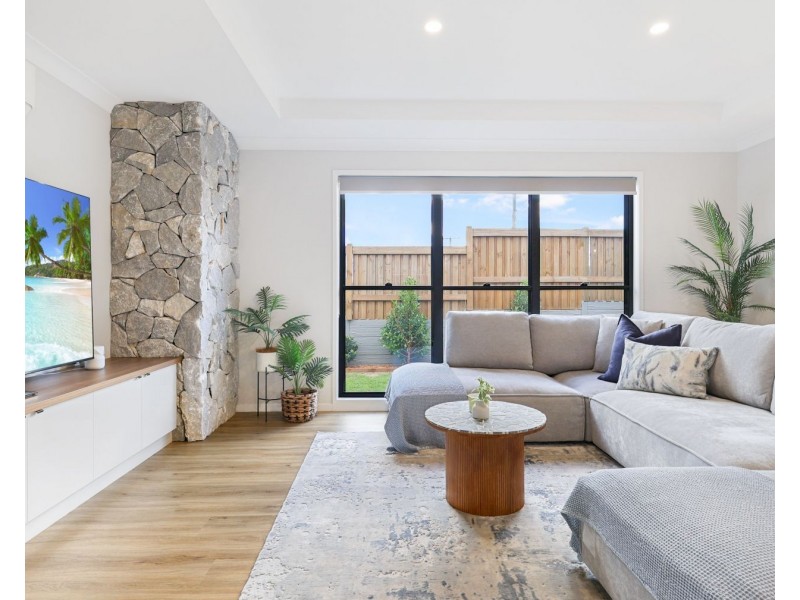 9 Ashgrove Terrace, Harlaxton QLD 4350
