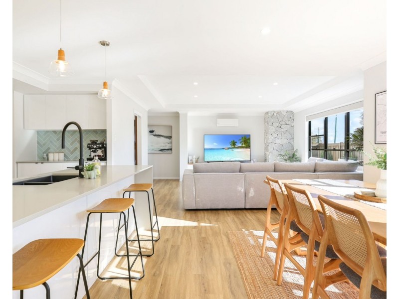 9 Ashgrove Terrace, Harlaxton QLD 4350