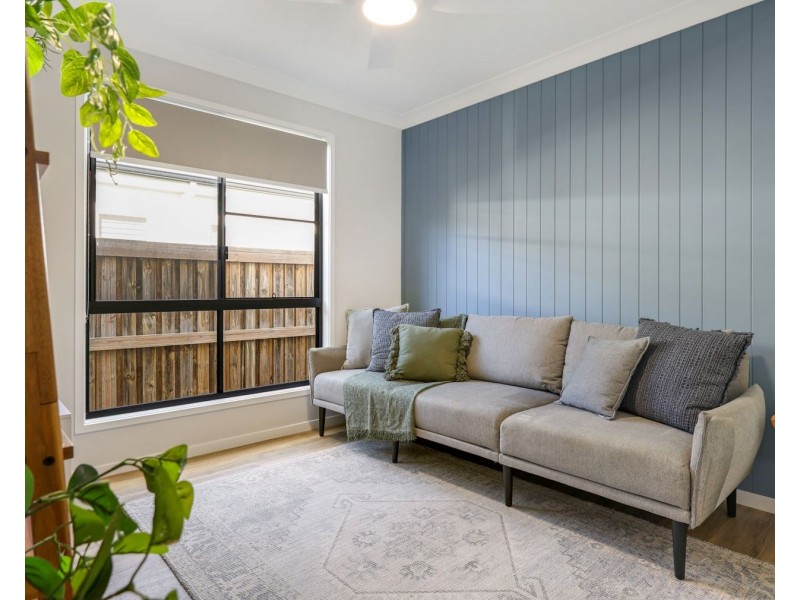 9 Ashgrove Terrace, Harlaxton QLD 4350